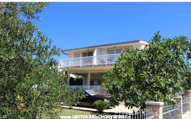 Apartmani Vila  - smještaj Marina - Trogir Hrvatska