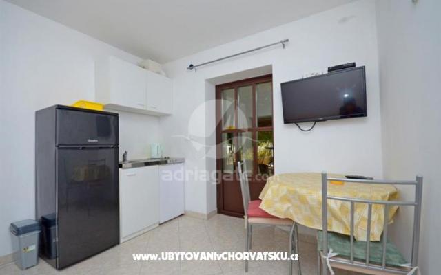 Apartmani Botica - smještaj Marina - Trogir Hrvatska