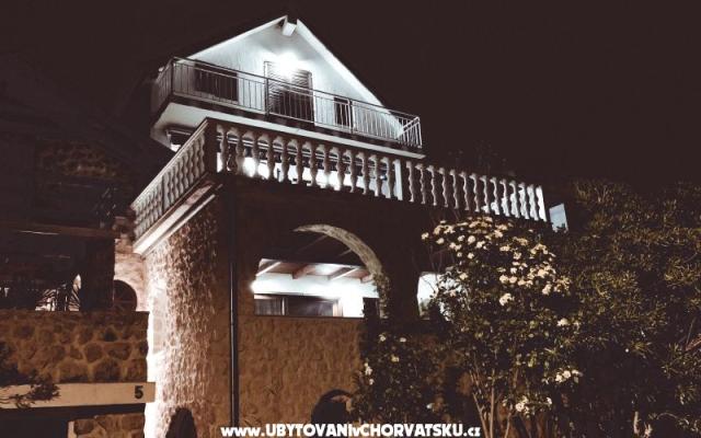 Casa Di Famiglia  - smještaj Maslenica Hrvatska