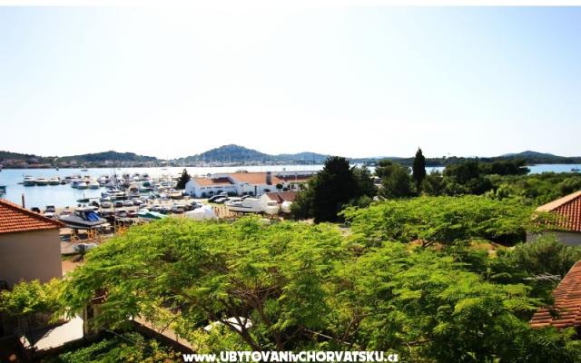 Apartman Dino Murter - smještaj otok Murter Hrvatska