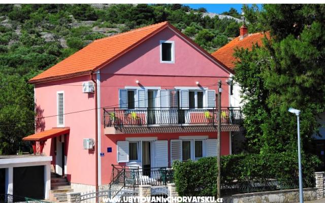 Holiday home Mirela - smještaj otok Murter Hrvatska