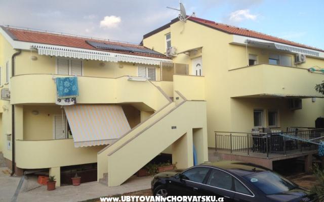 Apartmani Ingrid - smještaj Novalja - Pag Hrvatska