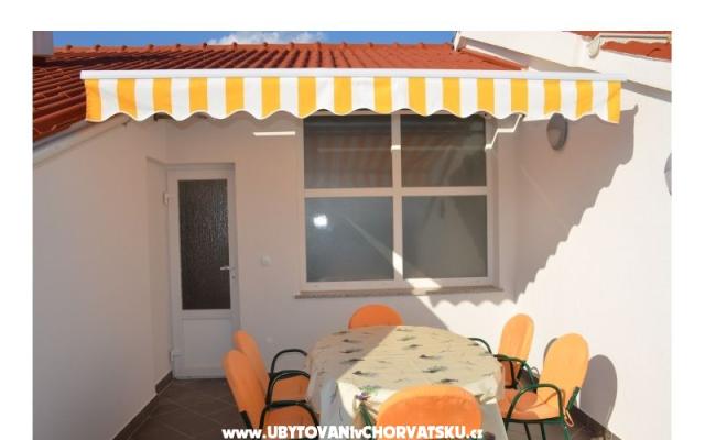 Apartmani Šegota - smještaj Novalja - Pag Hrvatska