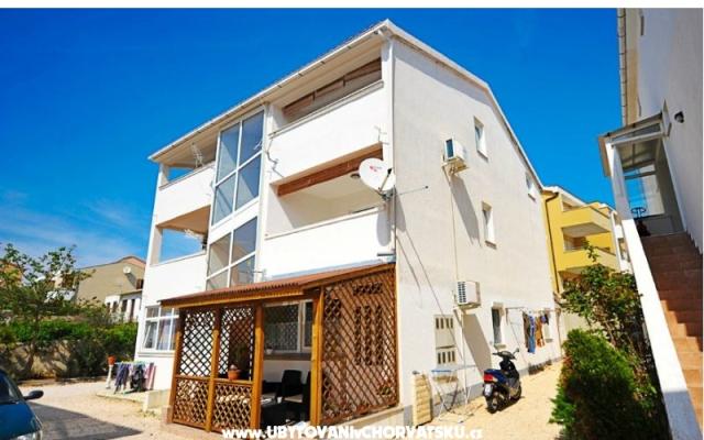 Apartman Kety - smještaj Novalja - Pag Hrvatska