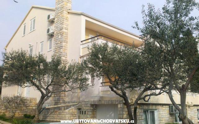 Apartmani Tomislav - smještaj Novalja - Pag Hrvatska