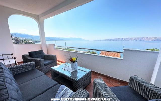 Apartmani Villa Laurus - smještaj Novi Vinodolski Hrvatska