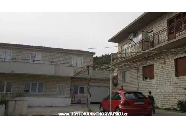 Apartmani Biskup - smještaj Omiš Hrvatska