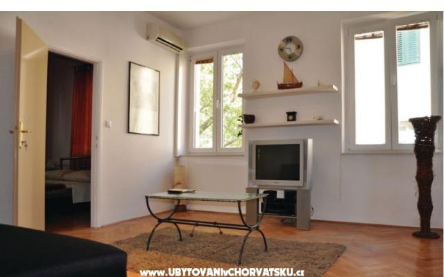 Apartmani Fošal - smještaj Omiš Hrvatska