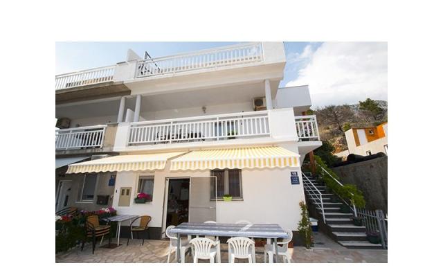 Apartmani Nada - smještaj Omiš Hrvatska