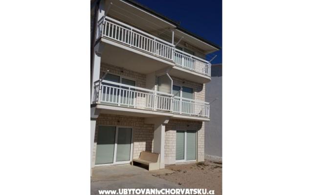 Apartmani Rados - smještaj Omiš Hrvatska