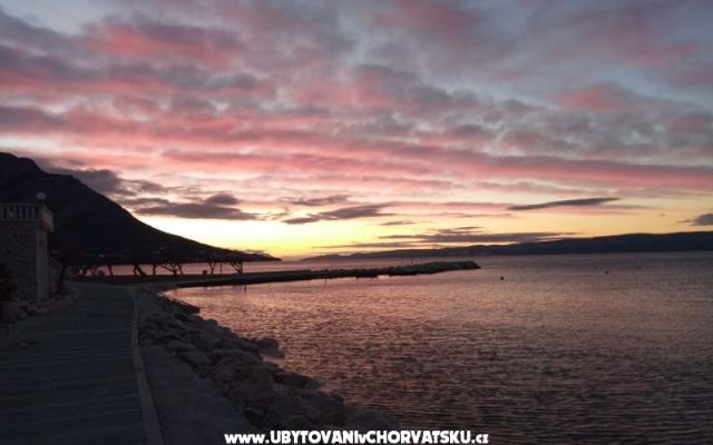 Apartmani Toni  Duće  - smještaj Omiš Hrvatska