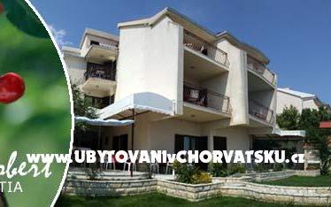 Apartmani Edita &amp; Robert - smještaj Omiš Hrvatska