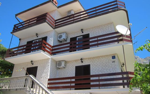 Apartmani Mladen Duće - smještaj Omiš Hrvatska