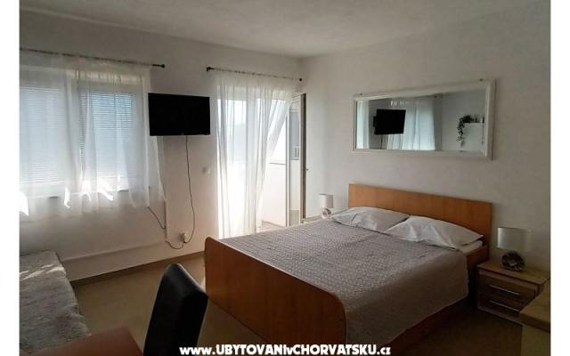 Apartmani Monika - smještaj Omiš Hrvatska