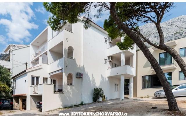 Apartmani Ban (Medići) - smještaj Omiš Hrvatska