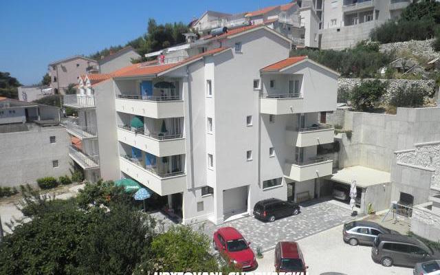 Apartmani Rica - smještaj Omiš Hrvatska