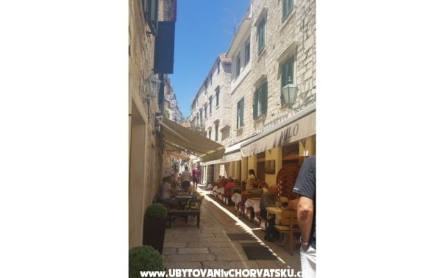 Apartmani Omiš Centar - smještaj Omiš Hrvatska