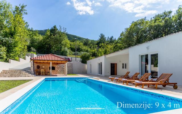 Kuća za odmor Petar - smještaj Omiš Hrvatska