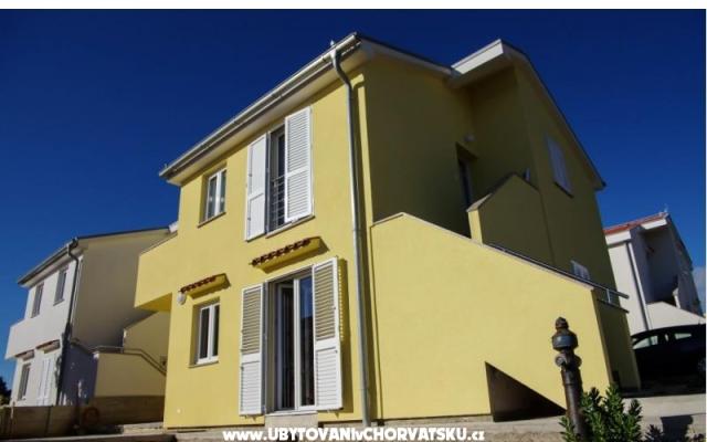 Apartmani Maris - Andrea - smještaj otok Pag Hrvatska