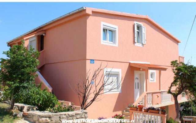 Apartmani Marela - smještaj otok Pag Hrvatska