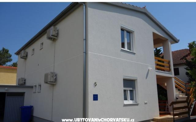 Apartman Zaterini - smještaj Starigrad Paklenica Hrvatska