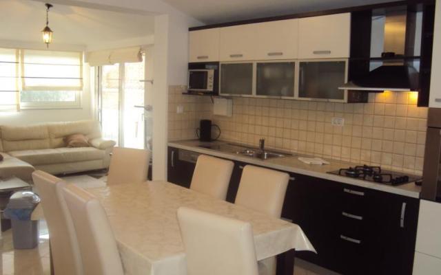 Apartman Lovre - smještaj Pakoštane Hrvatska