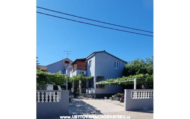 Apartmani Anka - smještaj Pakoštane Hrvatska