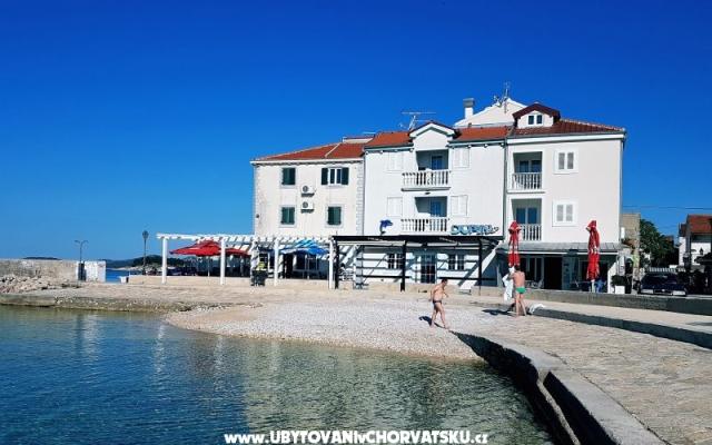 Apartmani Biba - smještaj Pakoštane Hrvatska