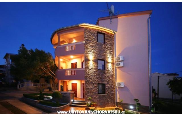 Apartmani Dalmatino Pakoštane - smještaj Pakoštane Hrvatska