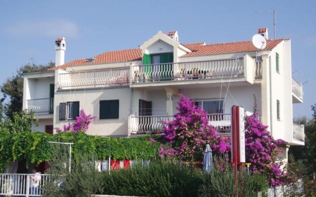 Apartmani Neda Drage - smještaj Pakoštane Hrvatska