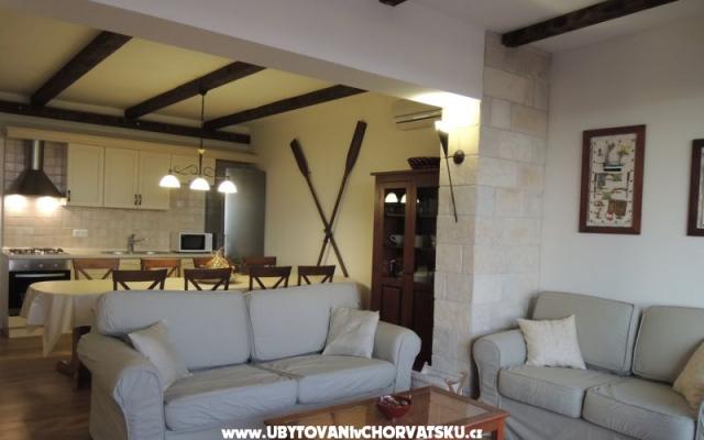 Apartmani in Villa - smještaj Pakoštane Hrvatska