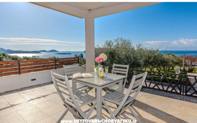 Holiday Home Lucy - smještaj Pakoštane Hrvatska