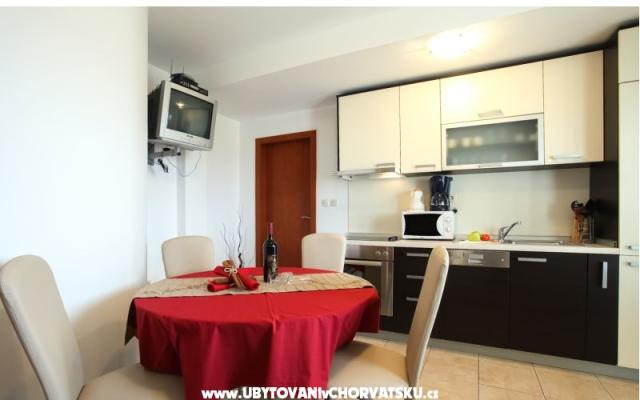 Pakoštane Apartmani Di-Ana - smještaj Pakoštane Hrvatska