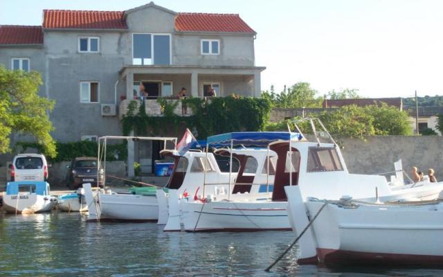 Apartmani na moru - smještaj otok Pašman Hrvatska