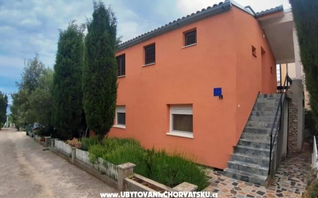 Apartmani More - smještaj otok Pašman Hrvatska