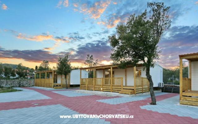 Apartmani Kamp Ortić - smještaj otok Pašman Hrvatska