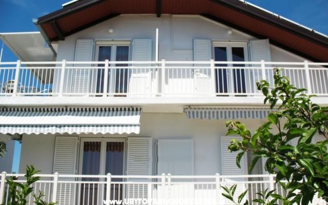 Apartmani Niksa - smještaj Petrčane Hrvatska