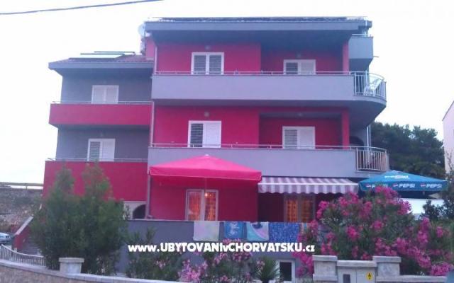 Apartmani ROTO - smještaj Petrčane Hrvatska