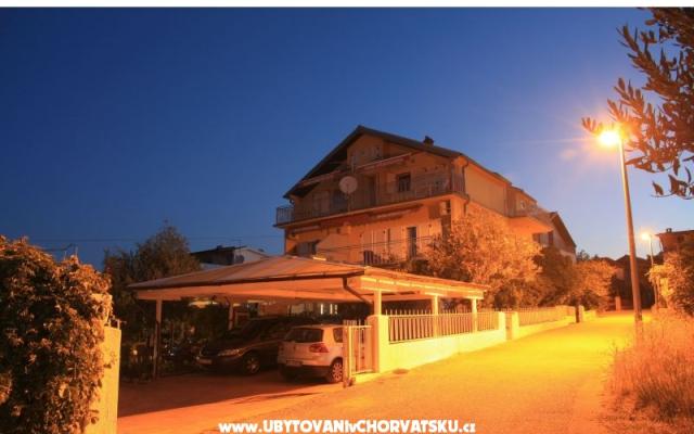 Villa Mir  - smještaj Pirovac Hrvatska