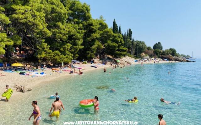 Villa Ana , one min walk to beach - smještaj Pirovac Hrvatska