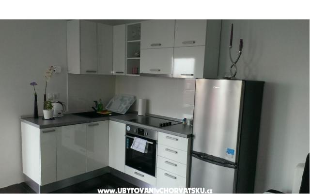 Apartmani Pivac - smještaj Podgora Hrvatska