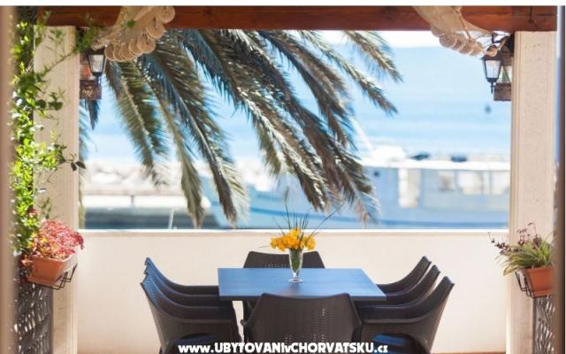 Apartmani Pomirta - smještaj Podgora Hrvatska
