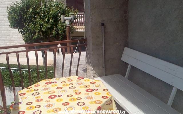 Apartman Karla - smještaj Podstrana Hrvatska