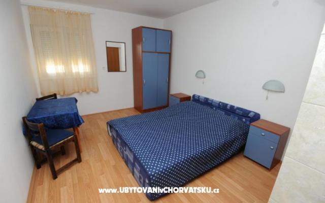 Apartmani Božiković - smještaj Podstrana Hrvatska