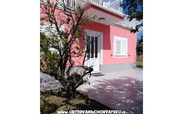 Apartmani Renić - smještaj Podstrana Hrvatska