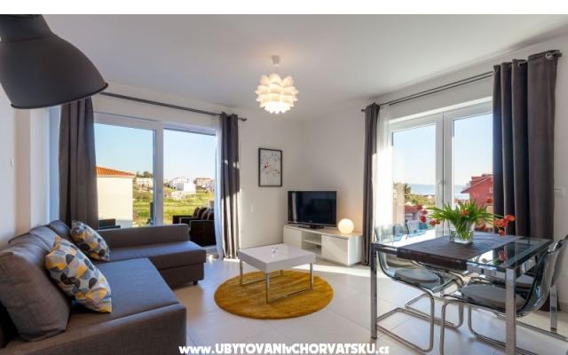 Apartmani Azalea - smještaj Podstrana Hrvatska