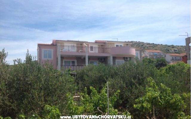 Apartmani Bogdan - smještaj Primošten Hrvatska