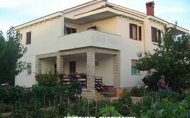 Apartmani Mare &amp; Berto - smještaj Privlaka Hrvatska