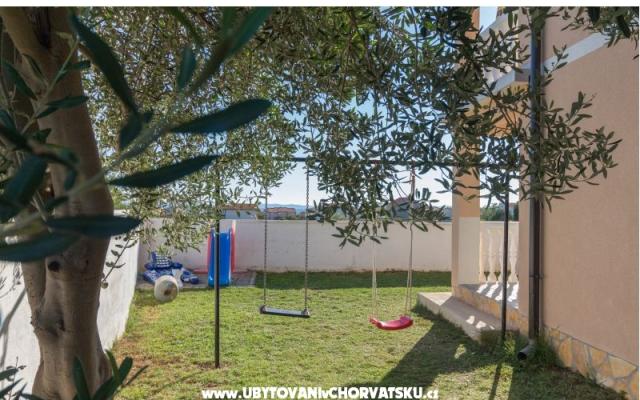 Apartmani Divino - smještaj Privlaka Hrvatska