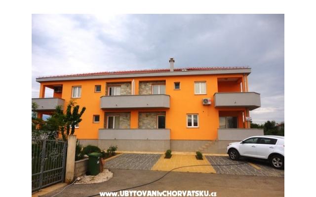 Apartmani Dora - smještaj Privlaka Hrvatska